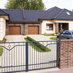 bramy-skrzydlowe-i-furtki-wisniowski-02